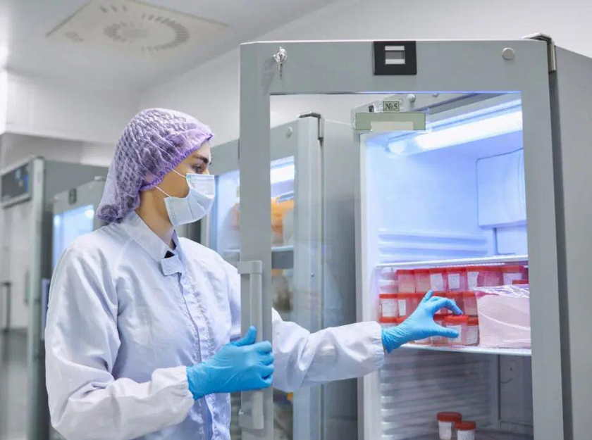 Five Benefits of Buying Medical Refrigerators & Freezers