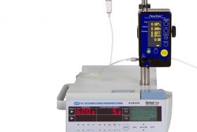 Pronk FlowTrax Infusion Pump Analyser With Syringe, Temp Probe Adapter Cable, Luer Connector, Cleaning Kit, Output Hose, USB Cable, Carry Case & Power Supply (UK Plug)