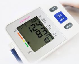 Jumper 900A Automatic Blood Pressure Monitor with Adult Cuff (22-32cm)